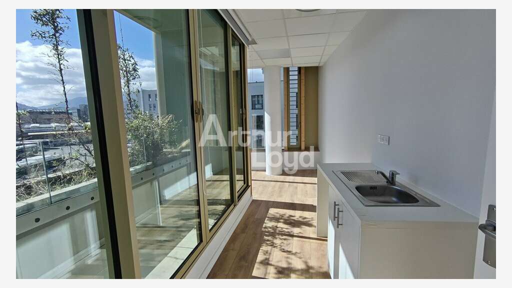 Bureaux 83m² à louer pôle dynamique à Chambéry