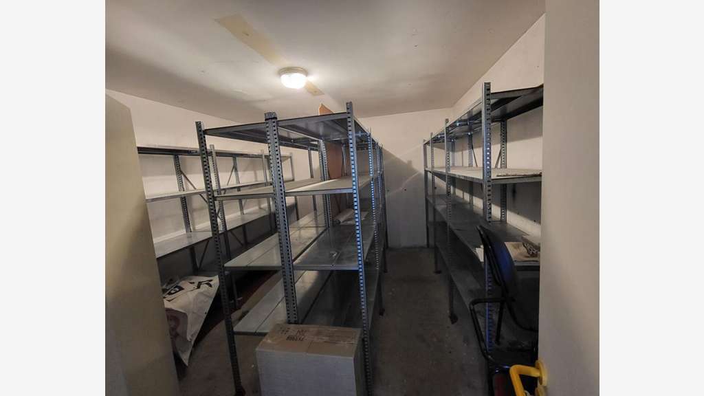 A louer bureaux de 105,37m² en za à Champagné
