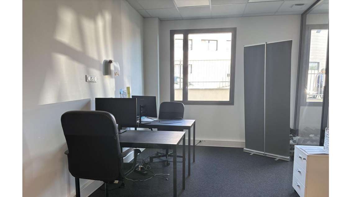 Location bureaux 14m² à Champagne au Mont d’Or
