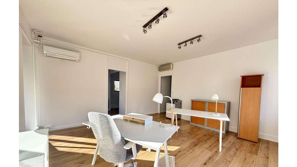 Location bureaux de 8m² à Champagne-au-Mont-d'Or