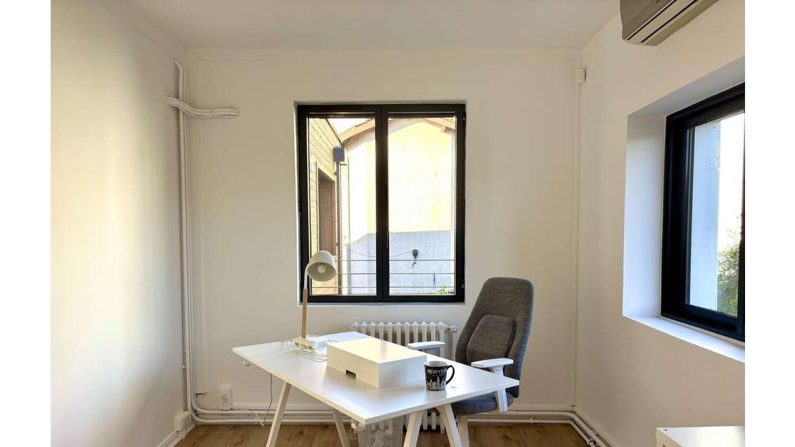 Location bureaux de 8m² à Champagne-au-Mont-d'Or