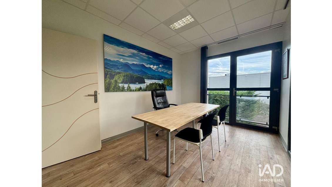 Bureau à Champagne-Au-Mont-d'Or