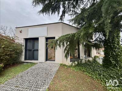 Location Bureaux à Champagne-au-Mont-d'Or