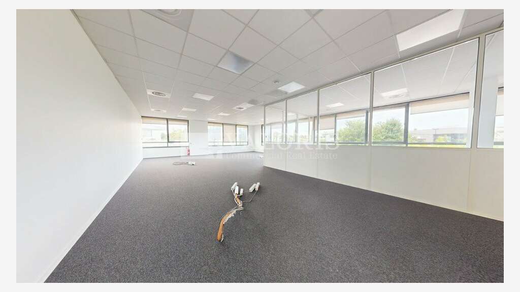 Bureaux à partir de 222m² à louer  cœur de TECHLID