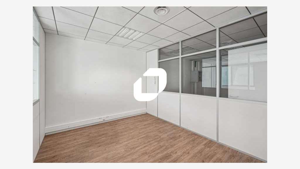 A louer Bureaux 324m² Champagne au mont d'or