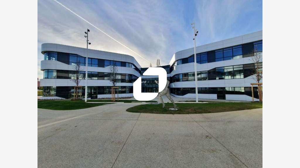A louer Bureaux 2210m² Champagne au mont d'or