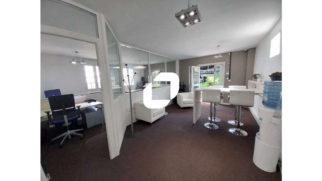 A louer Bureaux 105m² Champagne sur oise