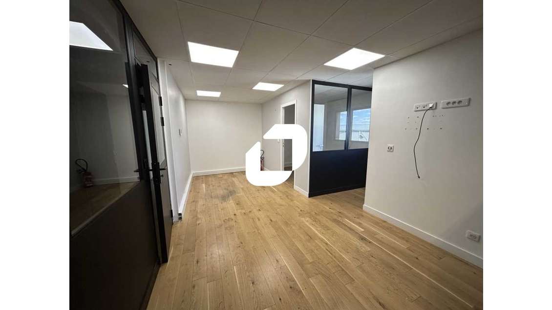 A louer Bureaux 100m² Champigny sur marne