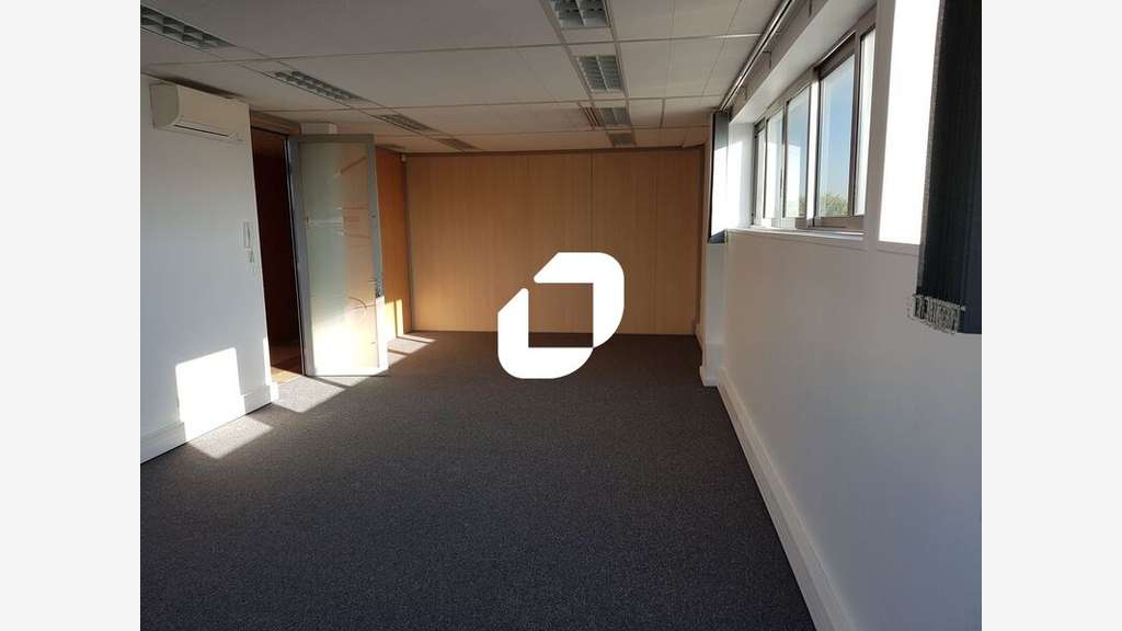 A louer Bureaux 780m² Champigny sur marne
