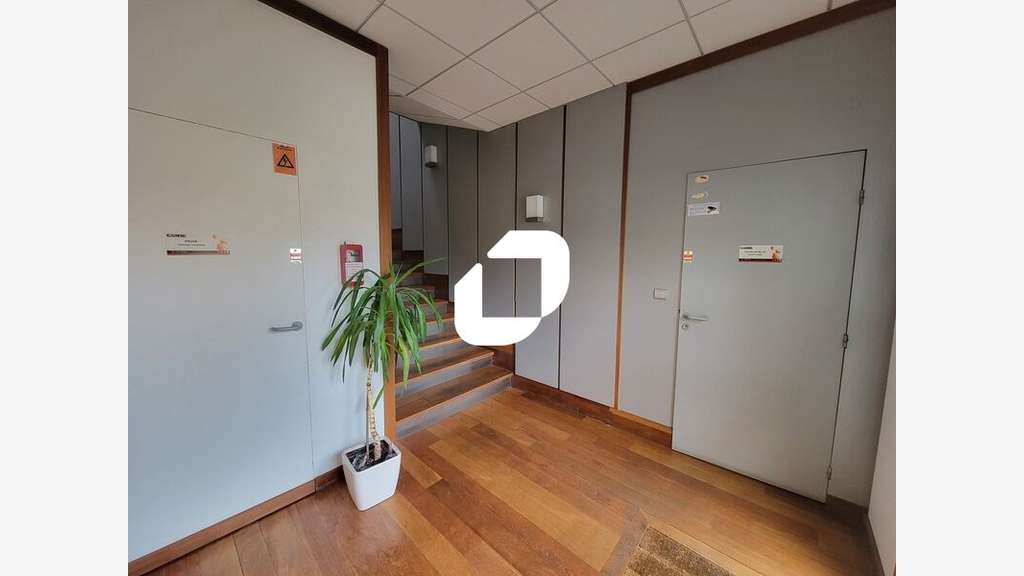 A louer Bureaux 150m² Champlan
