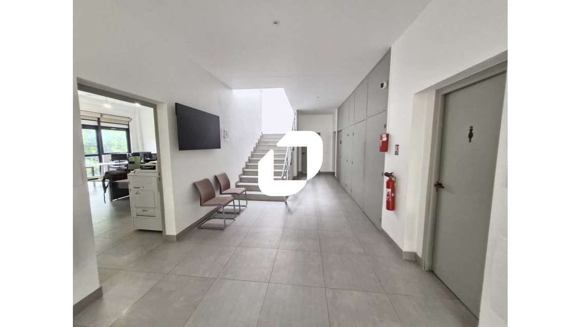 A louer Bureaux 380m² Champs sur marne