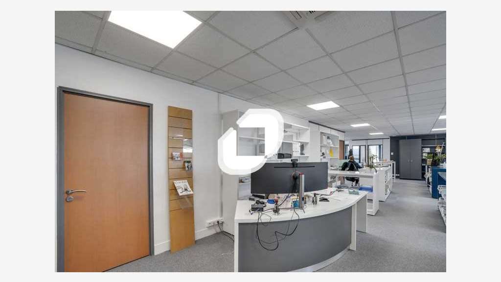 A louer Bureaux 228m² Champs sur marne
