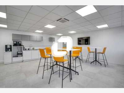 A louer Bureaux 1222m² Champs sur marne