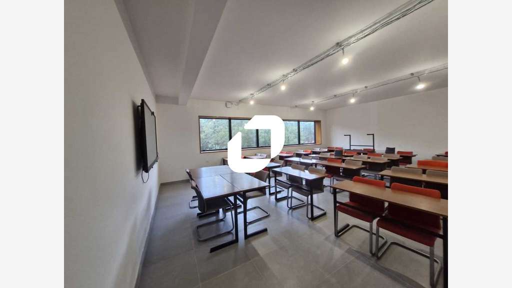 A louer Bureaux 380m² Champs sur marne