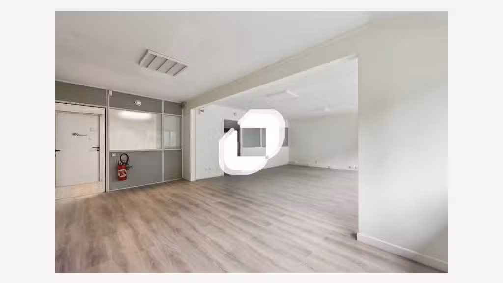 A louer Bureaux 84m² Champs sur marne