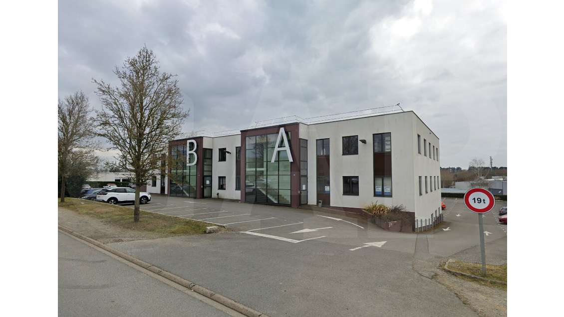 A louer bureaux 207m² R+1 à Chantepie