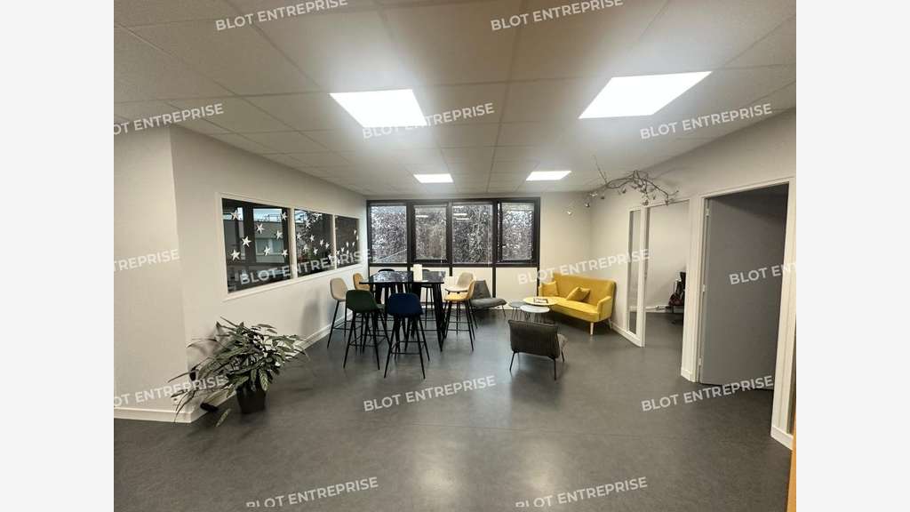 A louer bureaux 145m² à Chantepie Ecopôle Sud Est