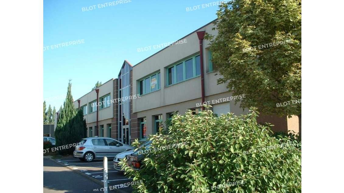 A louer bureaux 337m² R+1 à Rennes Sud Est