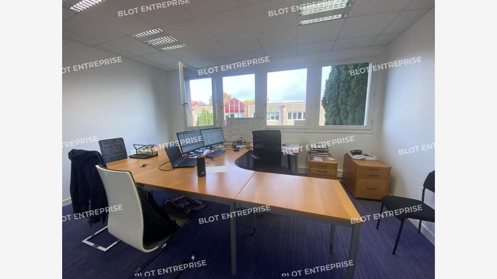 A louer bureaux 57m² R+1 à Rennes ZI Sud Est