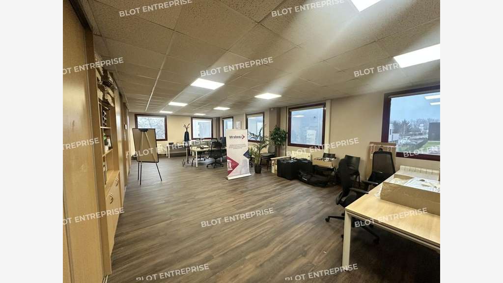 A louer bureaux 117m²  Écopôle Sud-Est Chantepie