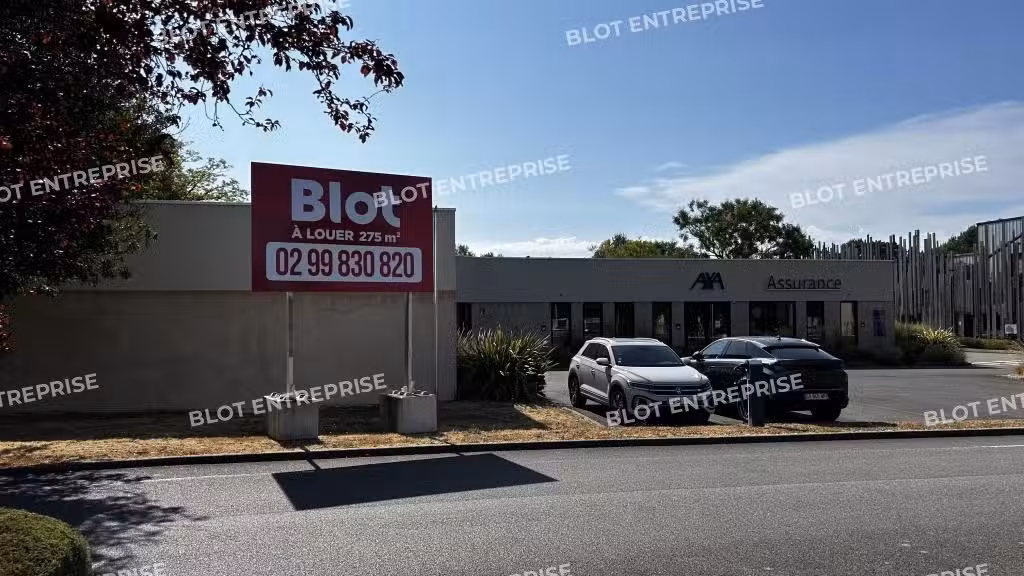 A louer bureaux de 295m² en RDC à Chantepie 
