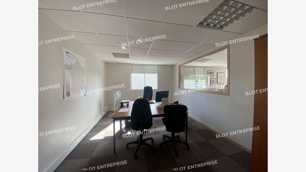 A louer bureaux 300m² R+1 à Rennes Sud Est