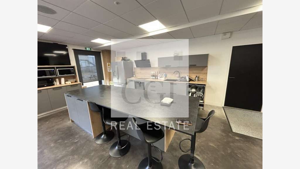 A louer bureaux 100m² à Chaponnay