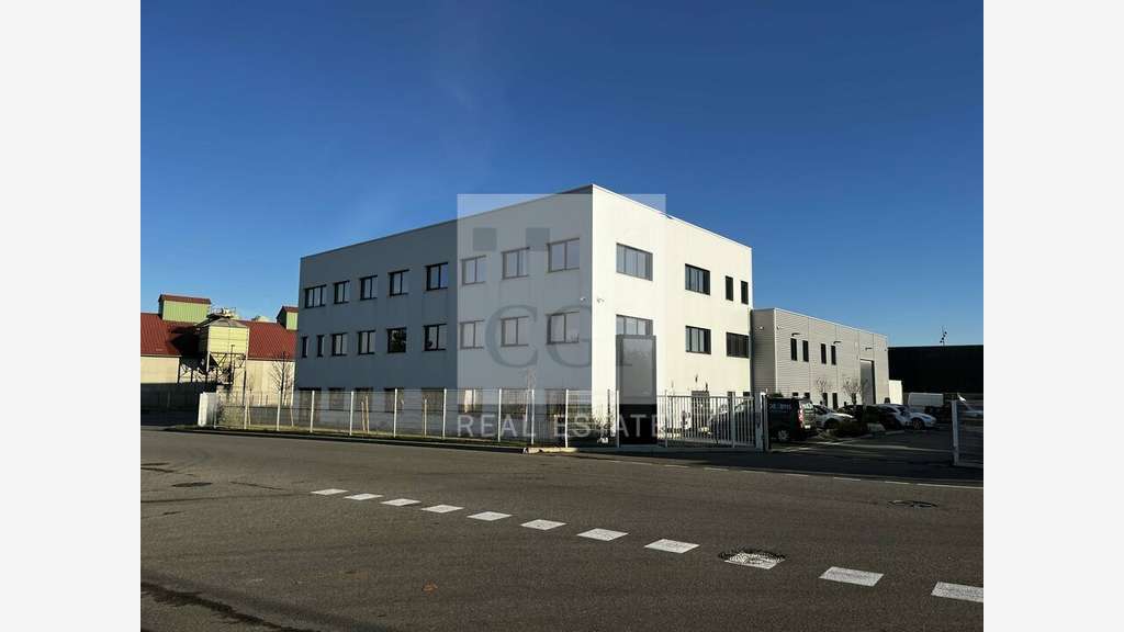A louer bureaux 100m² à Chaponnay