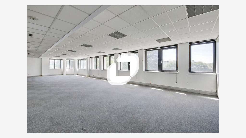 A louer Bureaux 303m² Charenton le pont
