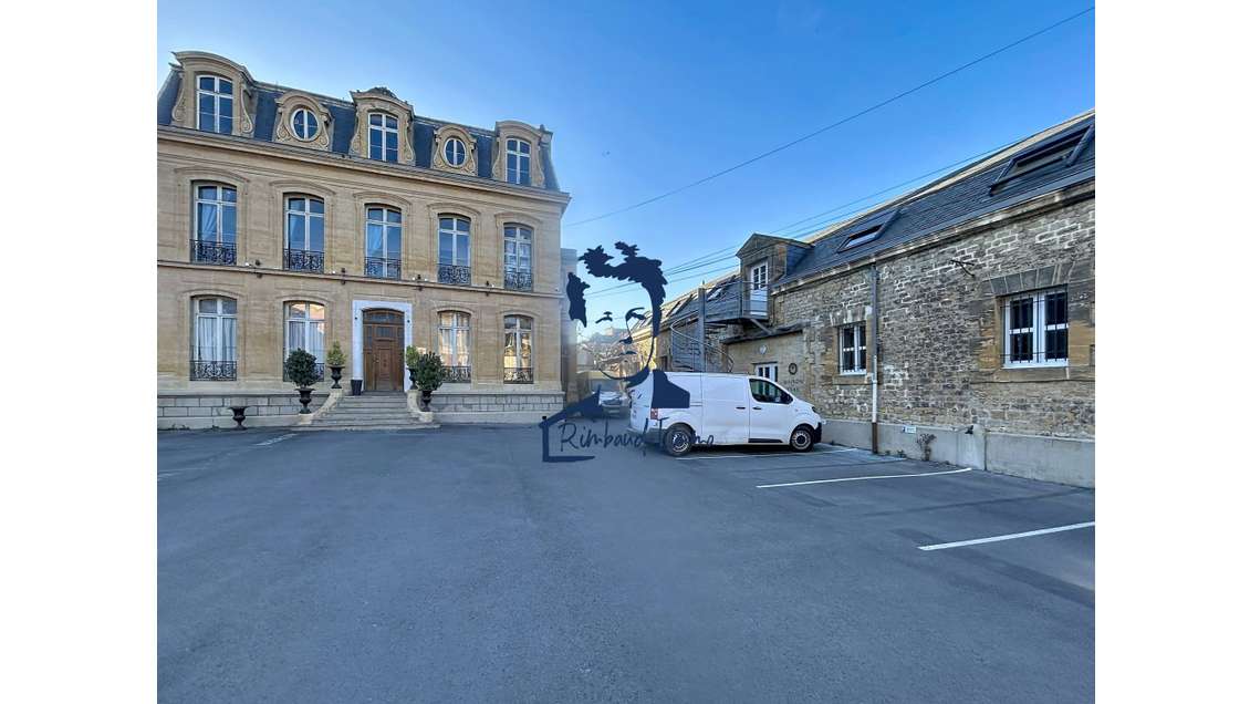 Loue plateaux 130m² rénovés Charleville-Mézières