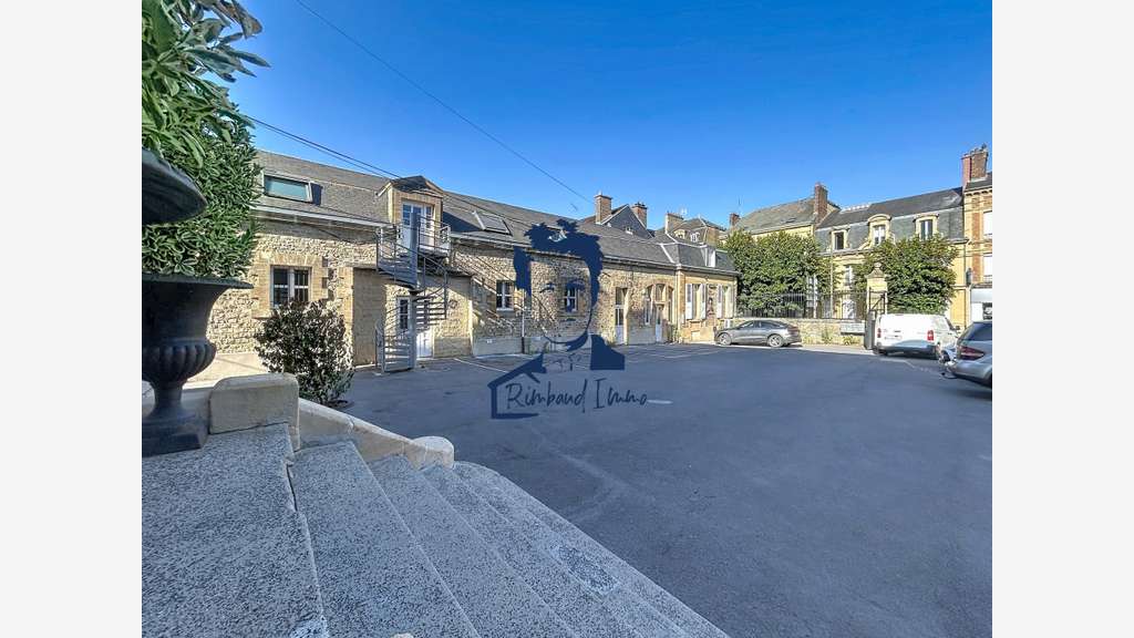 Loue plateaux 130m² rénovés Charleville-Mézières
