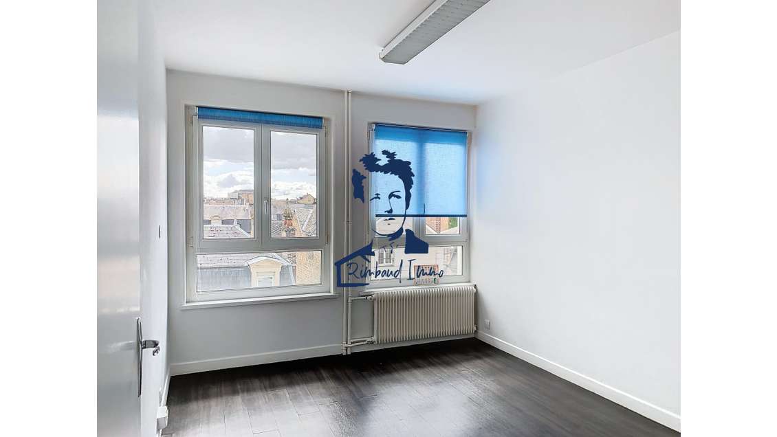 A louer bureaux 65m² R+4 à Charleville-Mézières