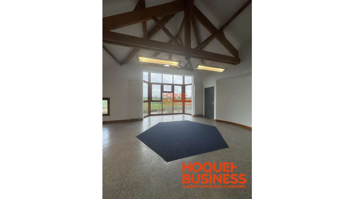 A louer bureaux 145m² vue imprenable sur la Meuse