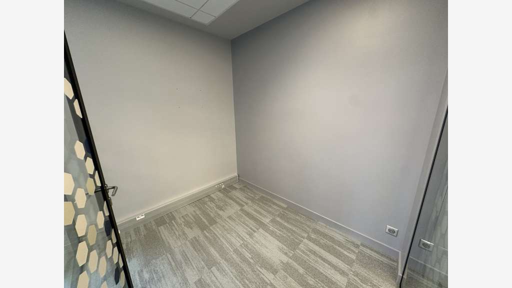 A louer bureaux haut standing empl n1 à Chartres