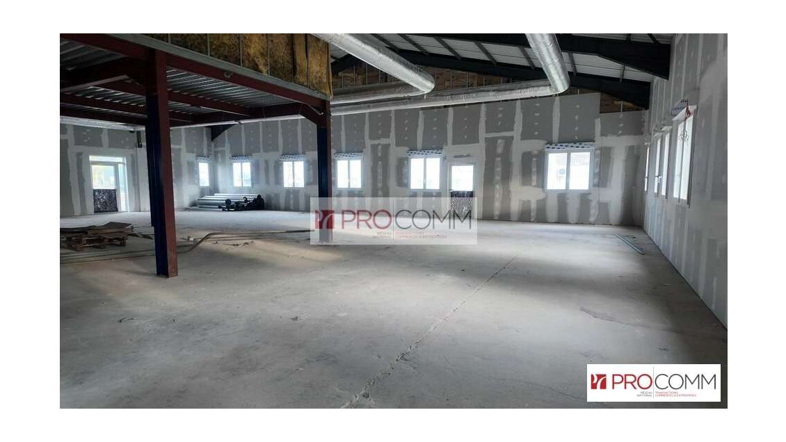Bureaux 462m² RDC à louer accès rocade Chartres