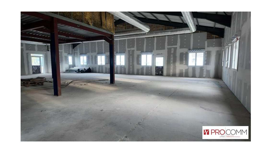 Bureaux 462m² RDC à louer accès rocade Chartres