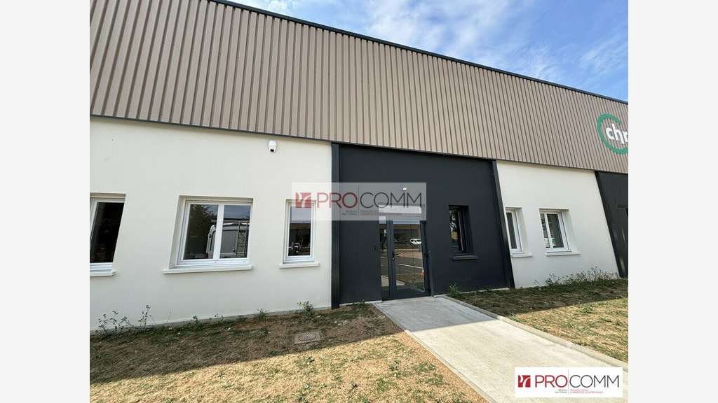 Locaux d'activité 231m² à louer à Chartres