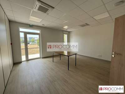 Bureaux 231m² RDC à louer accès rocade à Chartres