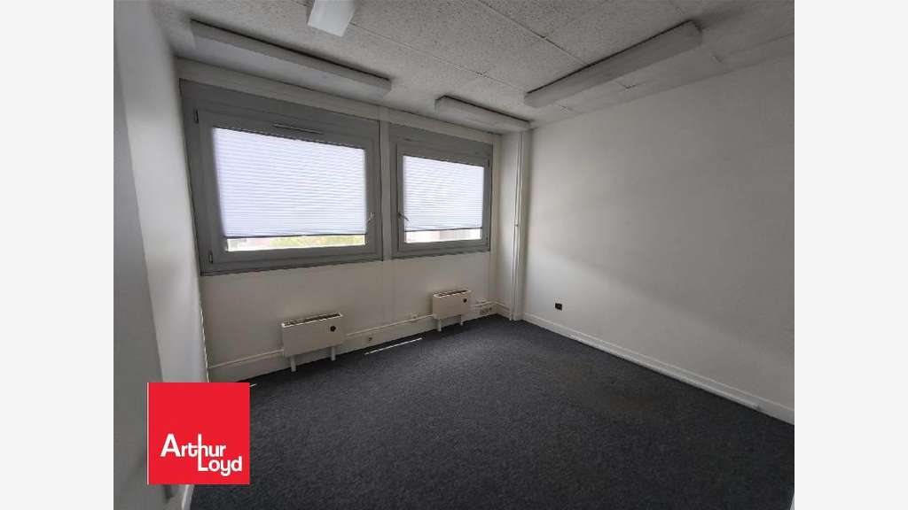 A louer bureaux lumineux 902m² à Chartres centre