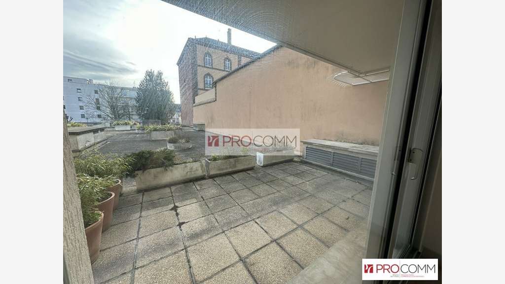 Bureaux de 80m² à louer en RDC à Chartres centre