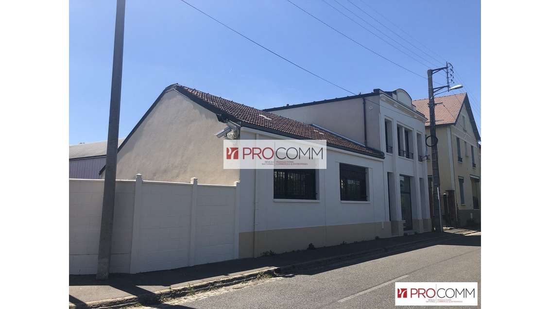 Immeuble de bureaux à louer à Chartres 