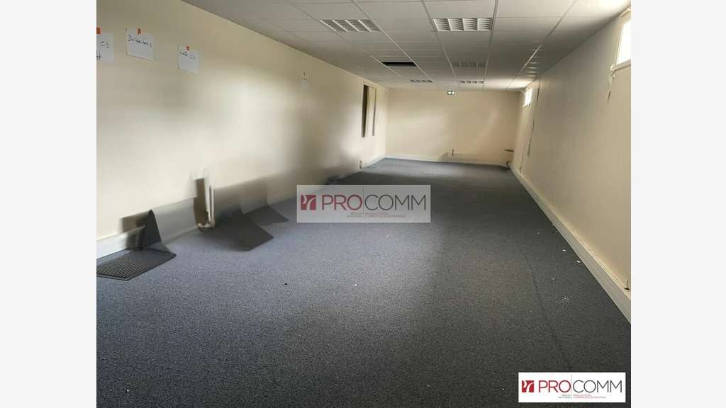 Bureaux 500m² à louer zone d'activité Chartres