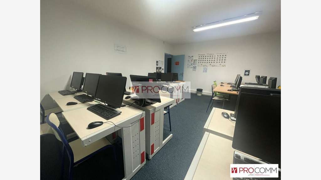Bureaux 500m² à louer zone d'activité Chartres