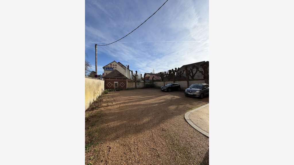 Bureaux premium à louer sur Chartres avec parking