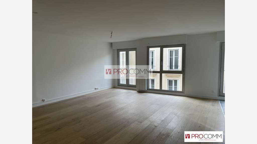 Bureaux de 73m² à louer au centre de Chartres
