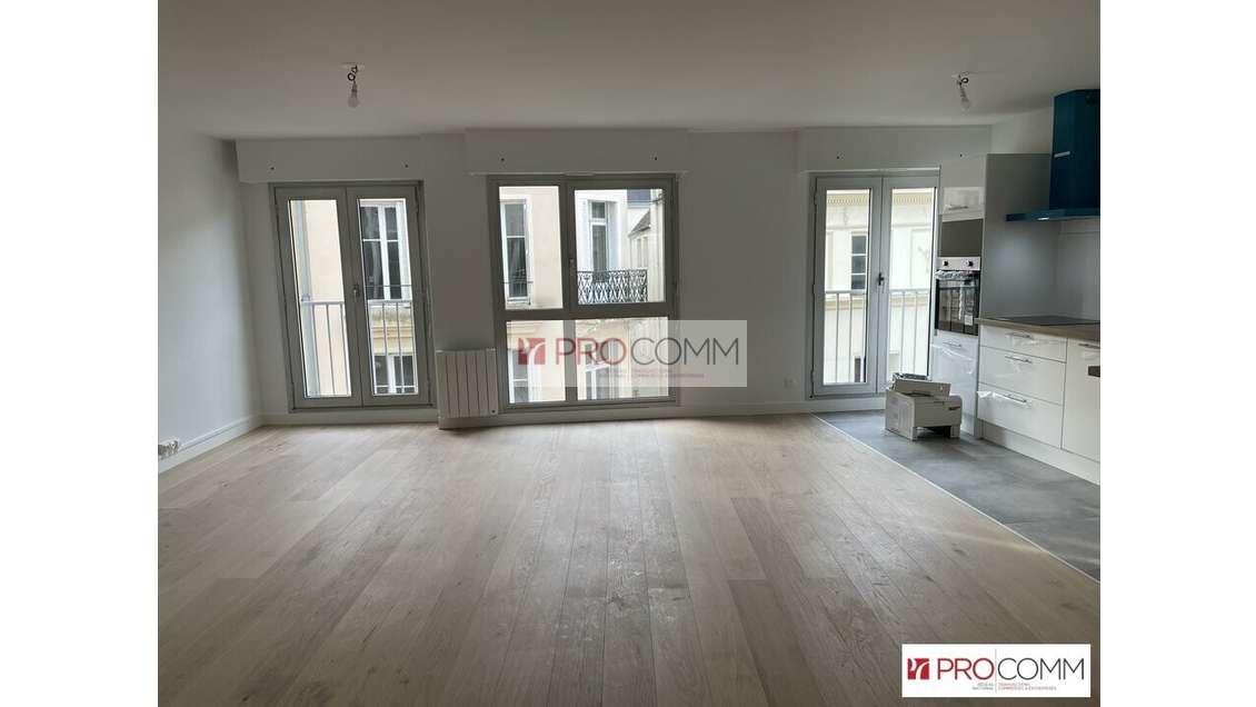 Bureaux de 73m² à louer au centre de Chartres