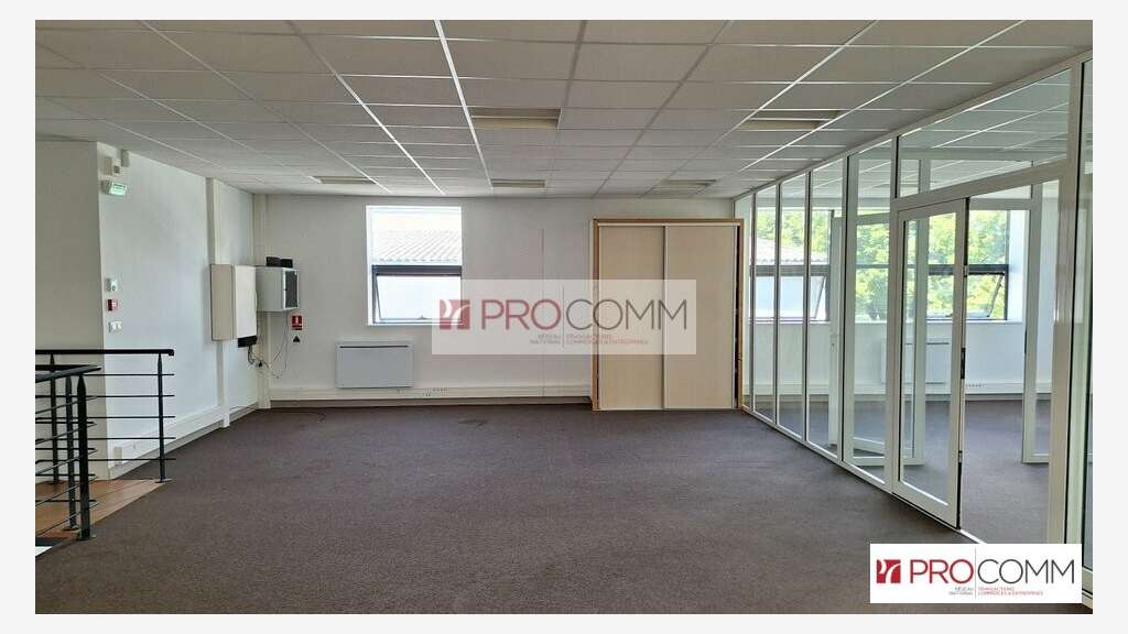 Location bureaux de 98m² en R+1 à Chartres