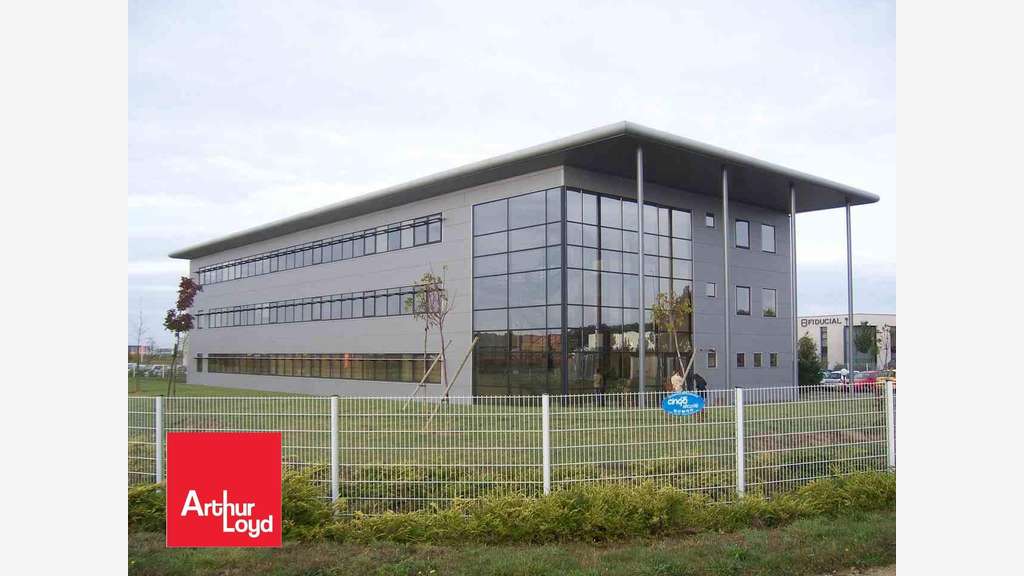 A louer bureaux cloisonnés de 157m² à Chartres