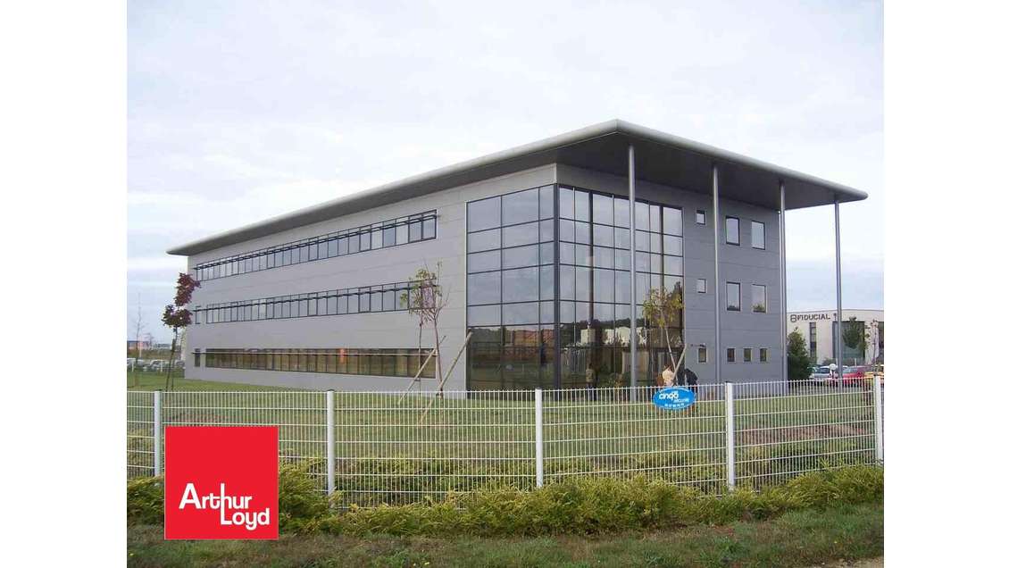 A louer bureaux cloisonnés de 157m² à Chartres