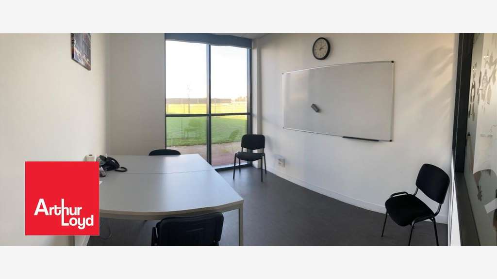 A louer bureaux de 169m² en RDC à Chartres 